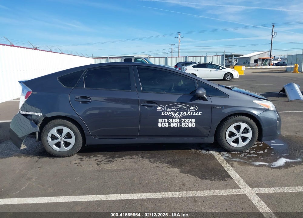2014 TOYOTA PRIUS VIN: JTDKN3DU3E1743858