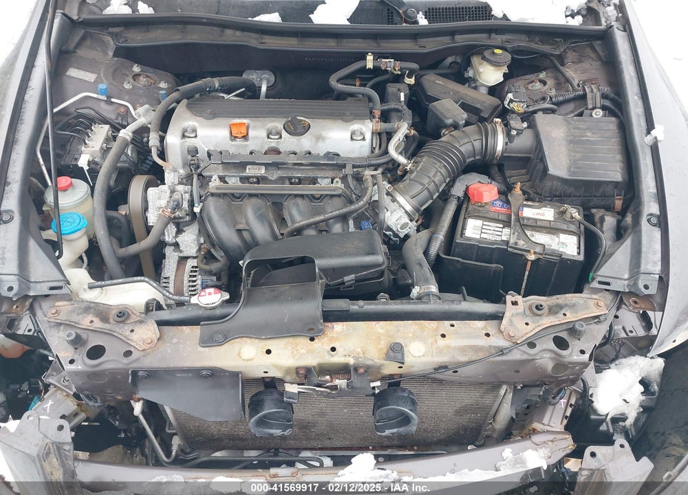 2011 HONDA ACCORD VIN: 1HGCP2F30BA033939