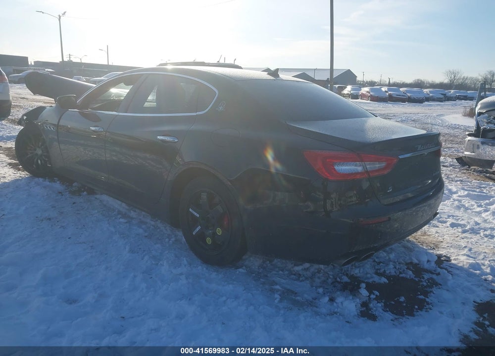 2018 MASERATI QUATTROPORTE VIN: ZAM56YPA0J1270810
