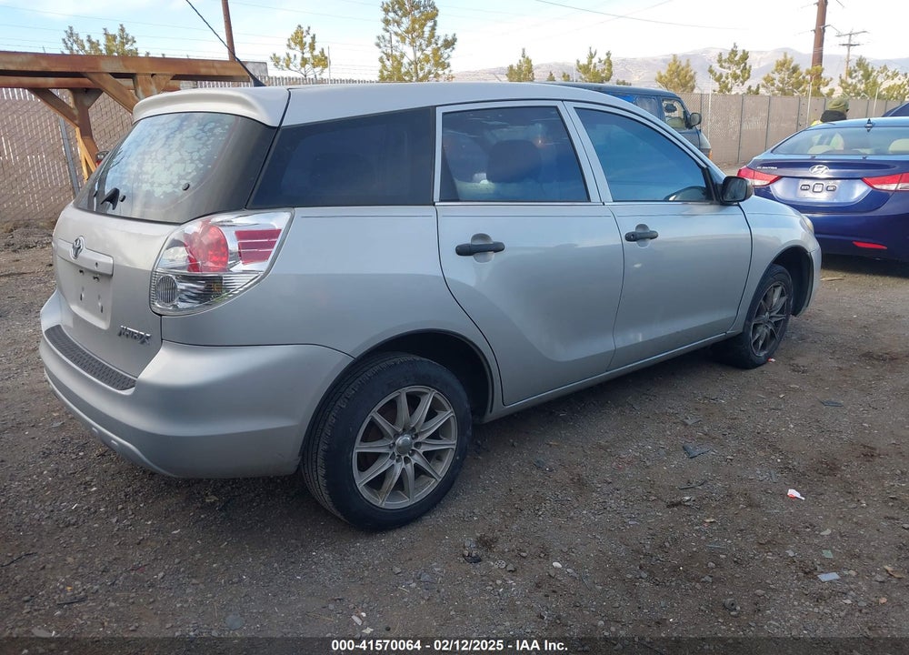 2005 TOYOTA MATRIX VIN: 2T1KR32E15C338013