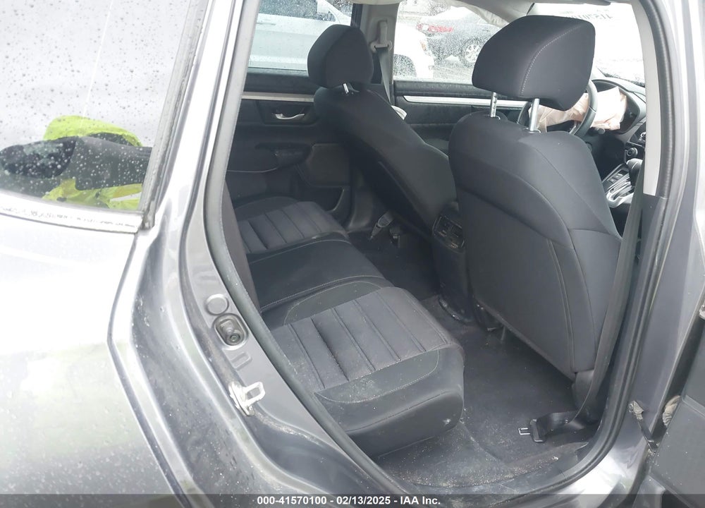 2019 HONDA CR-V LX VIN: 2HKRW5H35KH407318