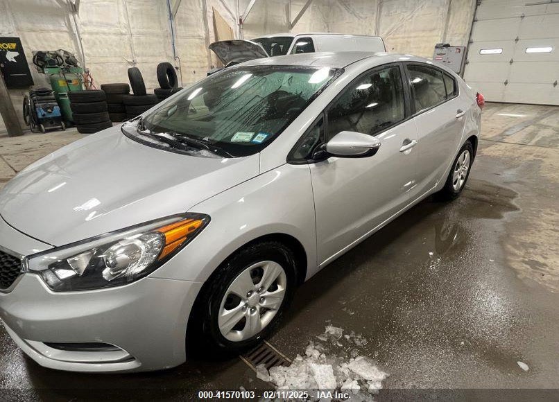 2015 KIA FORTE VIN: KNAFX4A67F5390118