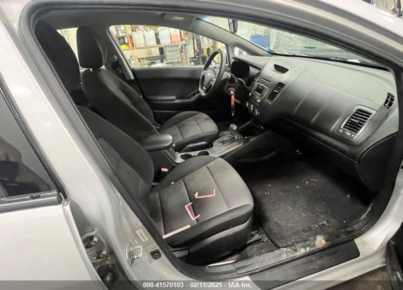 2015 KIA FORTE VIN: KNAFX4A67F5390118