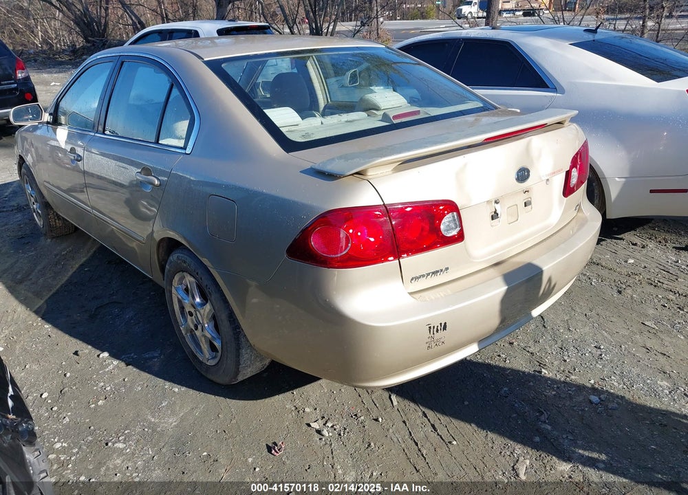 2008 KIA OPTIMA VIN: KNAGE123385234304