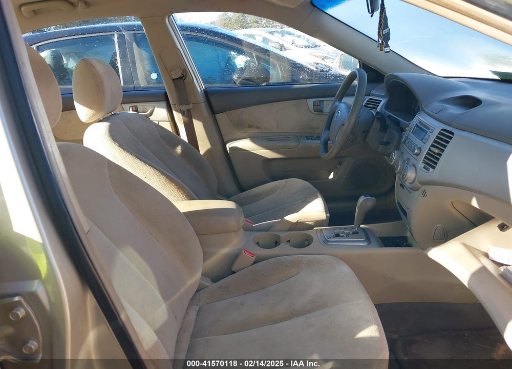 2008 KIA OPTIMA VIN: KNAGE123385234304