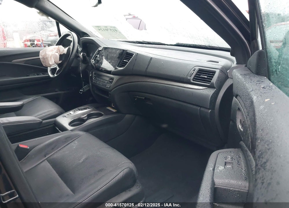 2022 HONDA PASSPORT VIN: 5FNYF7H55NB001910
