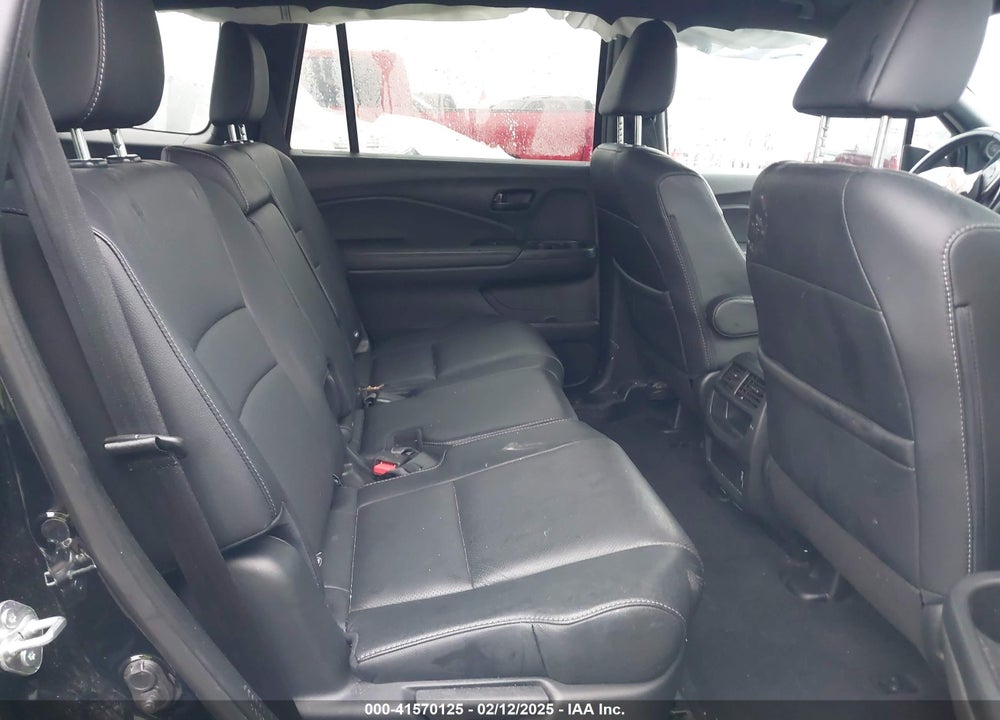 2022 HONDA PASSPORT VIN: 5FNYF7H55NB001910