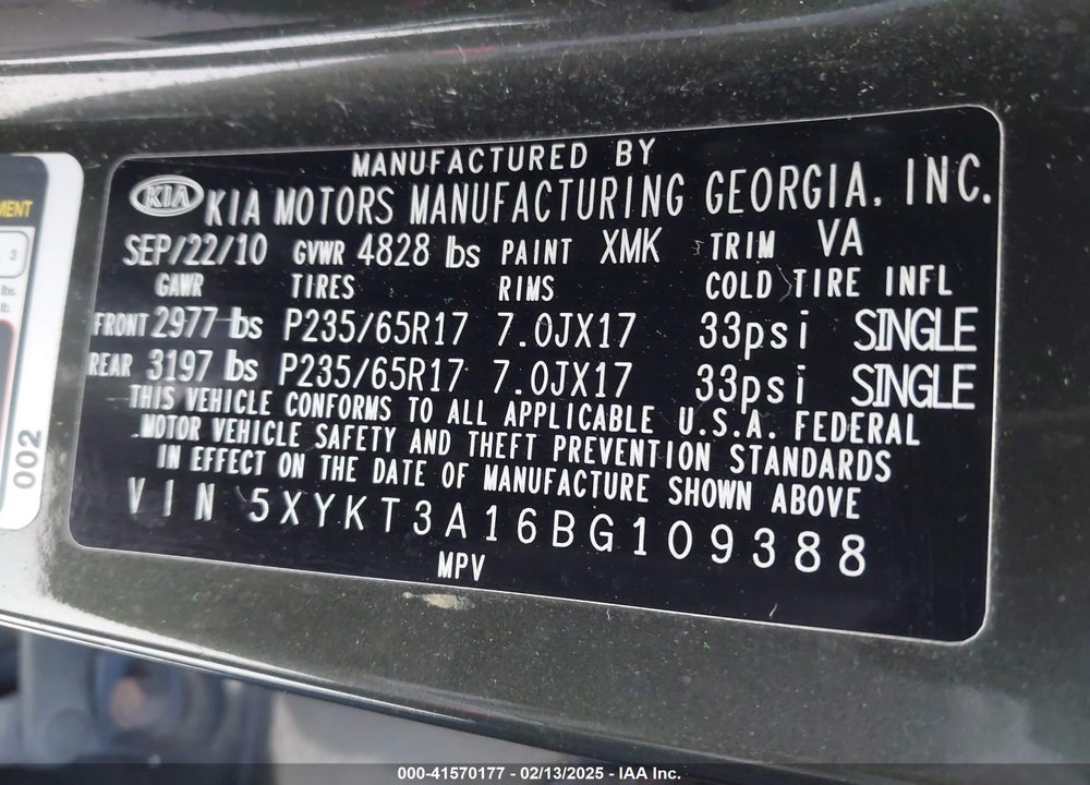 2011 KIA SORENTO LX VIN: 5XYKT3A16BG109388