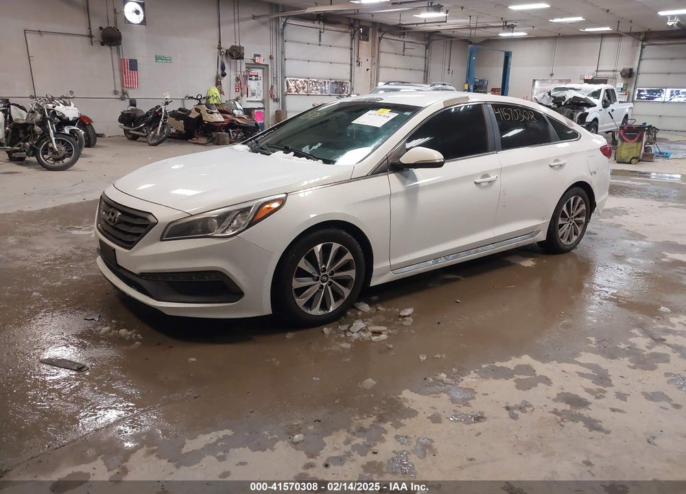 2016 HYUNDAI SONATA VIN: 5NPE34AF7GH422898
