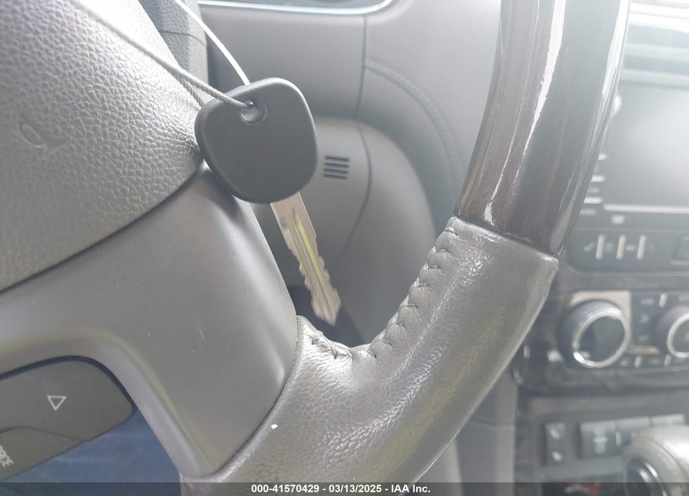 2014 BUICK ENCLAVE VIN: 5GAKRBKD9EJ106041