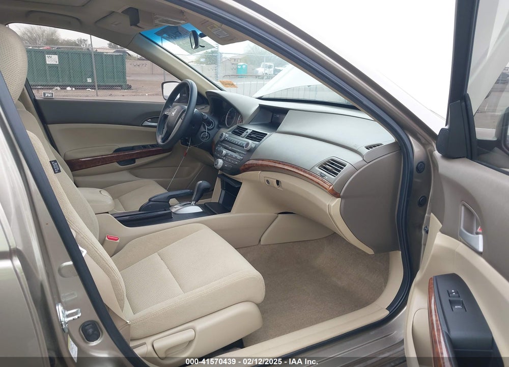 2010 HONDA ACCORD 2.4 EX VIN: 1HGCP2F71AA009845