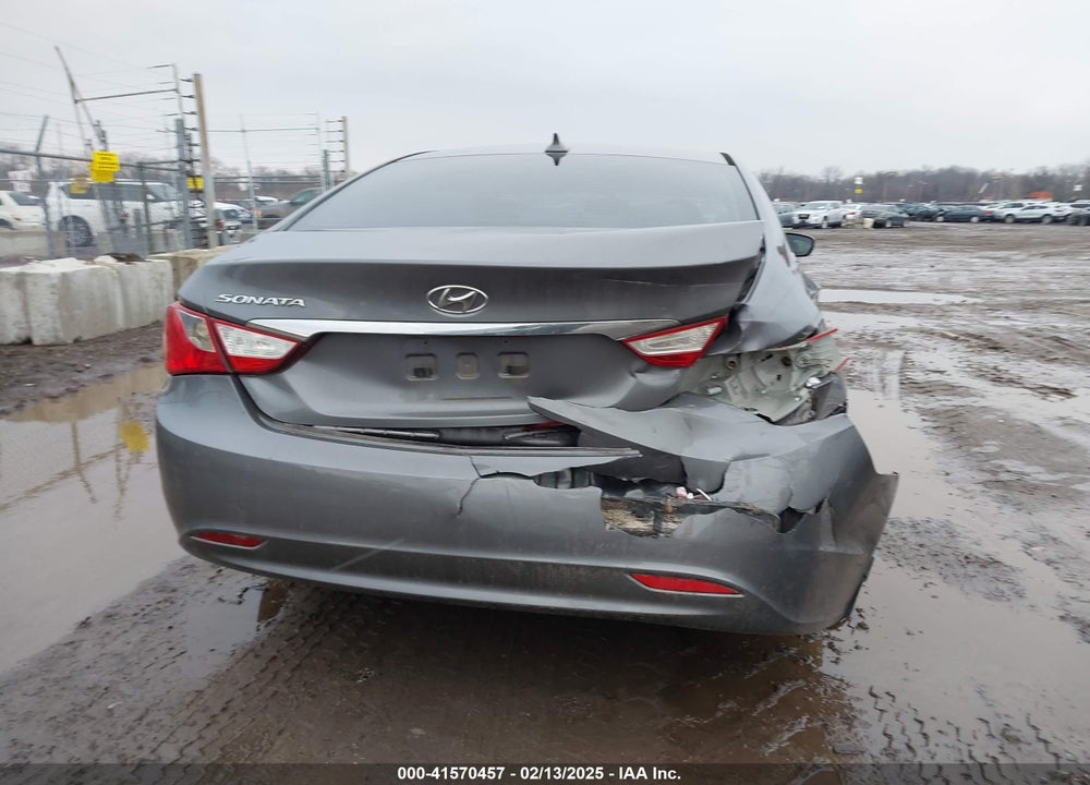 2012 HYUNDAI SONATA GLS VIN: 5NPEB4AC3CH450104