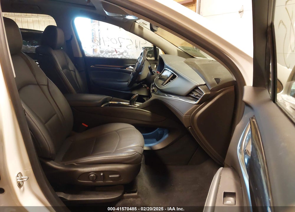 2018 BUICK ENCLAVE ESSENCE VIN: 5GAERBKW8JJ180236