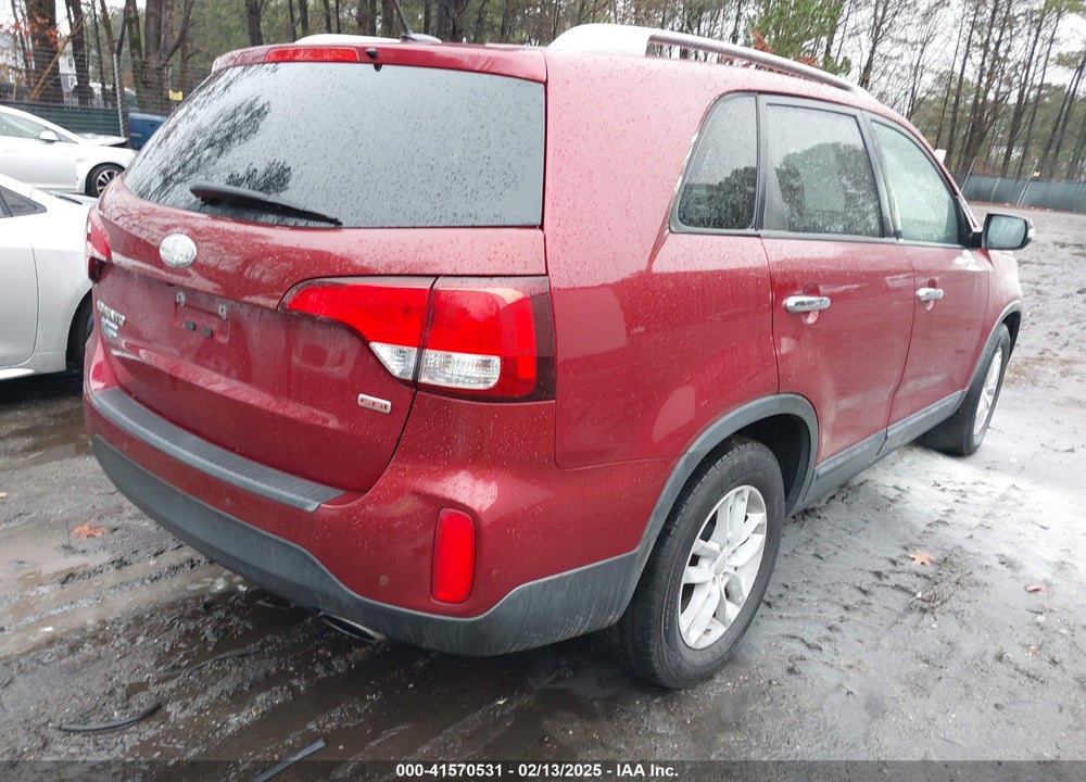 2014 KIA SORENTO LX VIN: 5XYKT3A64EG445380