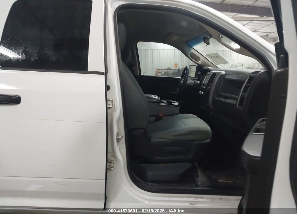 2013 RAM 1500 VIN: 1C6RR6FT0DS650305