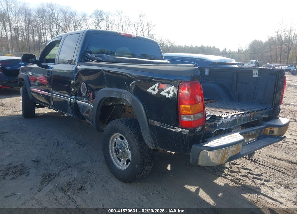 2002 GMC SIERRA 2500HD VIN: 1GTHK29U22E200589
