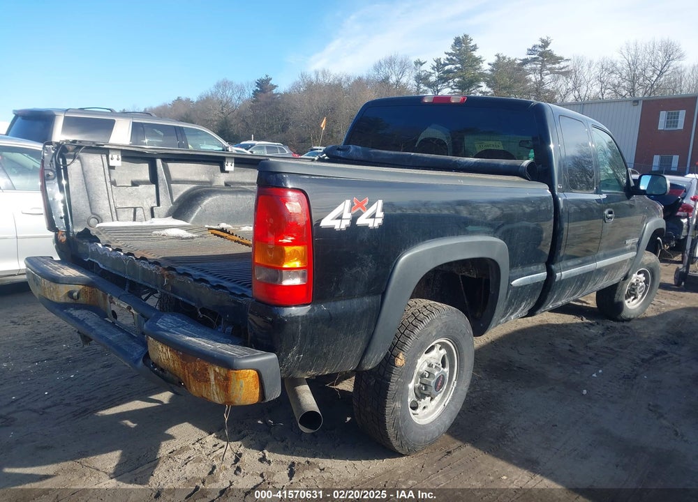 2002 GMC SIERRA 2500HD VIN: 1GTHK29U22E200589