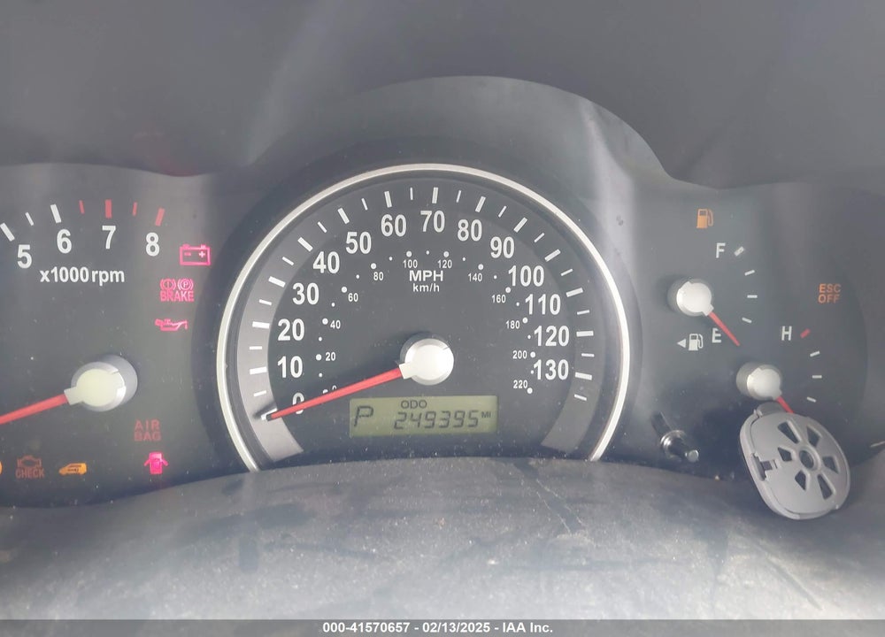 2010 KIA SEDONA VIN: KNDMH4C33A6342127