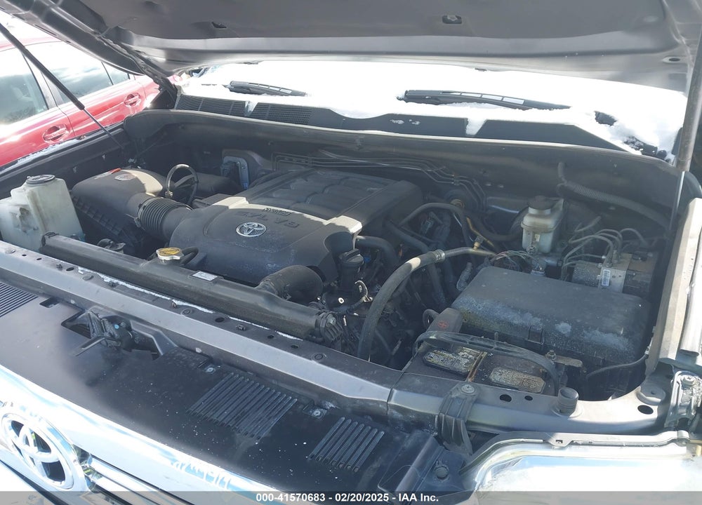 2017 TOYOTA TUNDRA SR5 5.7L V8 VIN: 5TFUY5F17HX583189