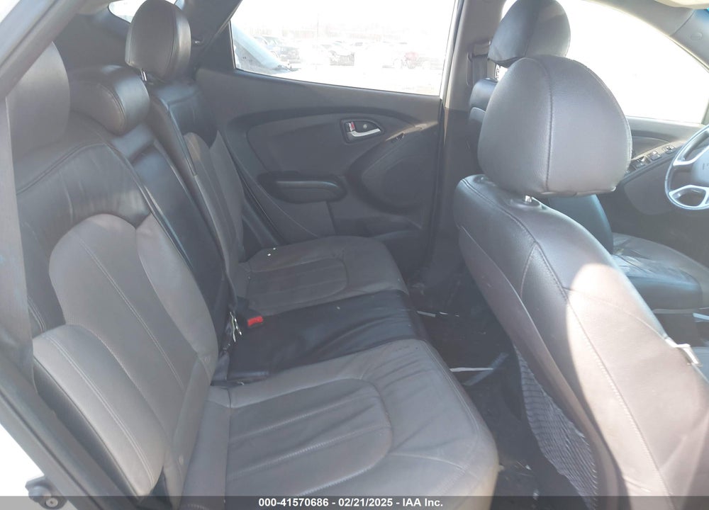 2012 HYUNDAI TUCSON LIMITED VIN: KM8JU3AC2CU391941