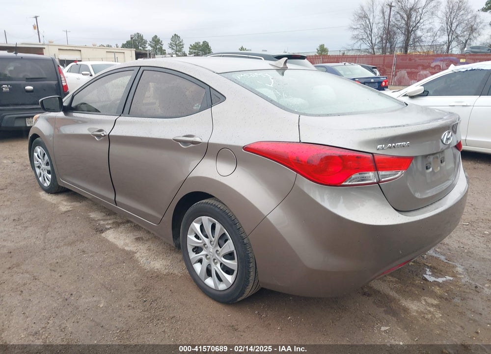 2013 HYUNDAI ELANTRA VIN: 5NPDH4AE0DH195294