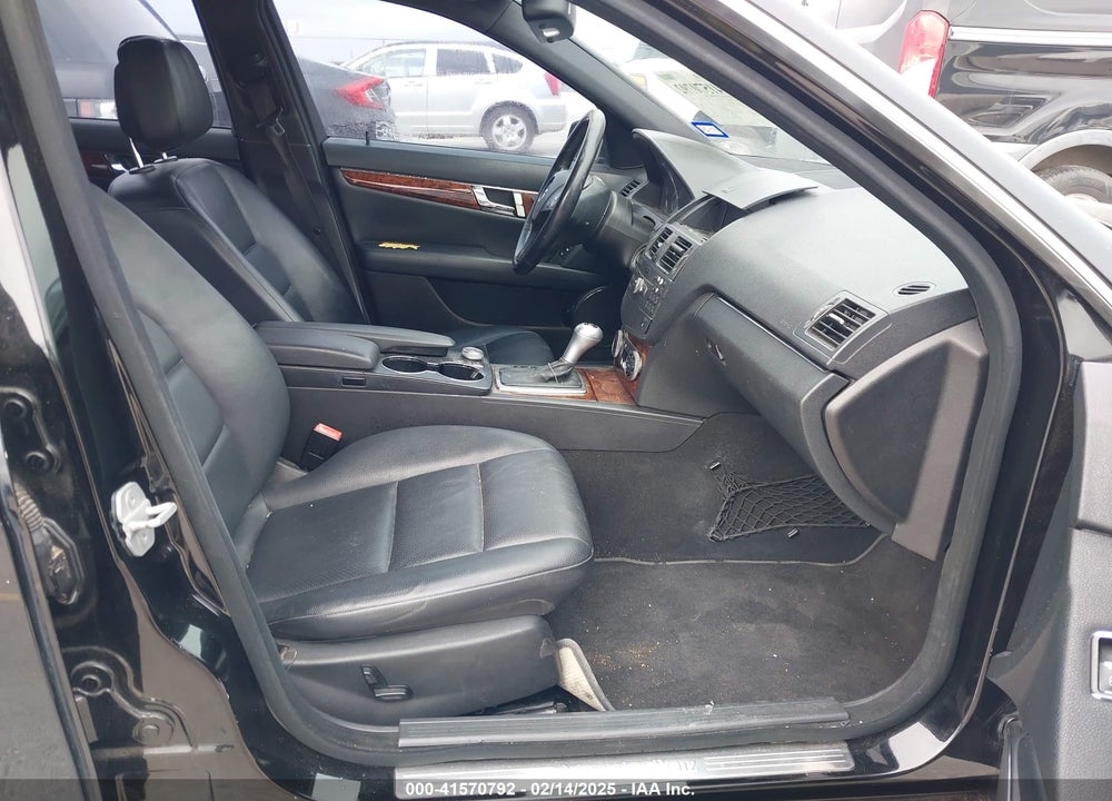 2010 MERCEDES-BENZ C 350 VIN: WDDGF5GB4AR114331