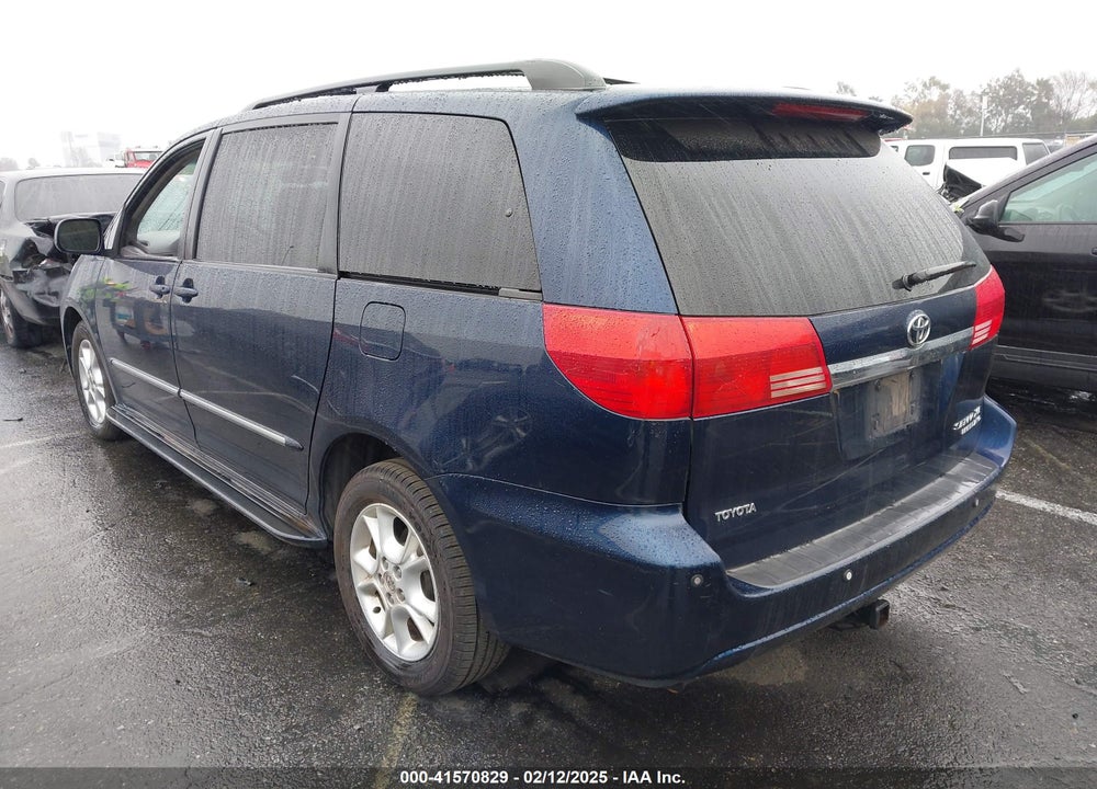 2004 TOYOTA SIENNA VIN: 5TDBA22C74S003781
