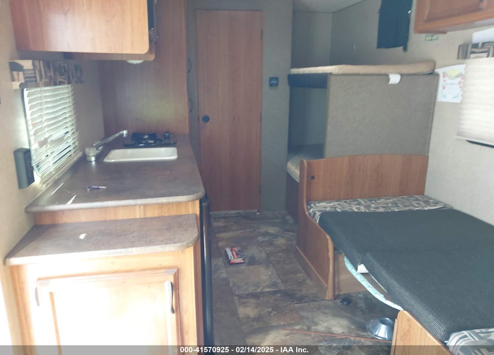 2015 STARCRAFT AR-ONE VIN: 1SABS0AK8F28C5161