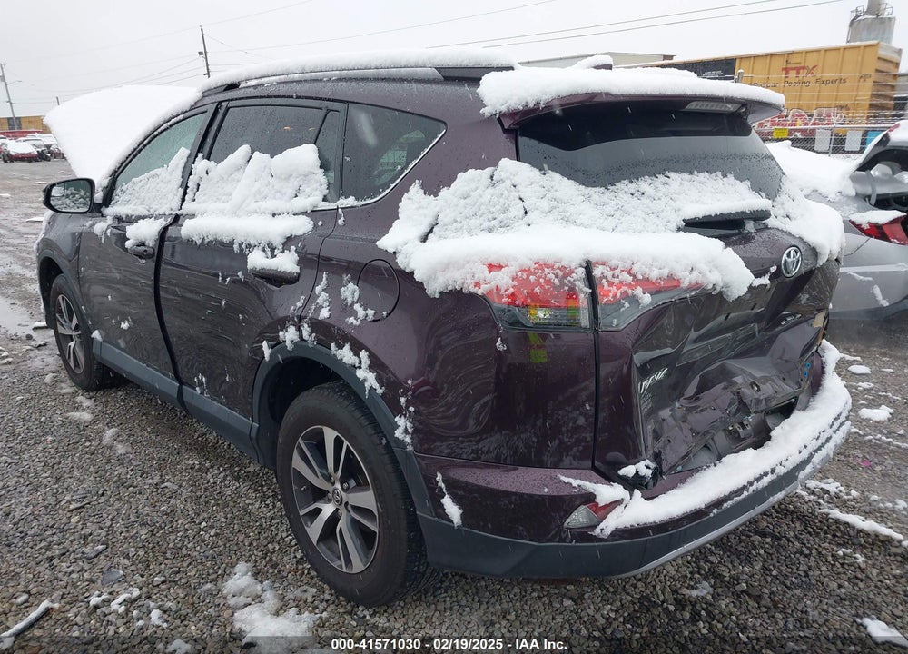 2017 TOYOTA RAV4 XLE VIN: 2T3WFREV1HW367059