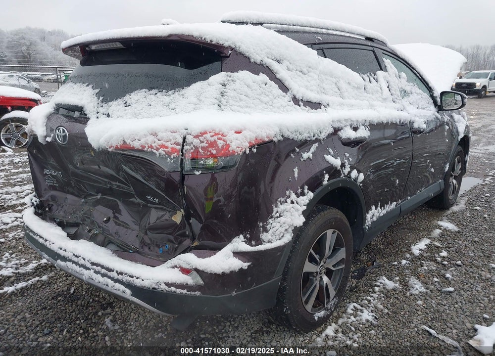 2017 TOYOTA RAV4 XLE VIN: 2T3WFREV1HW367059