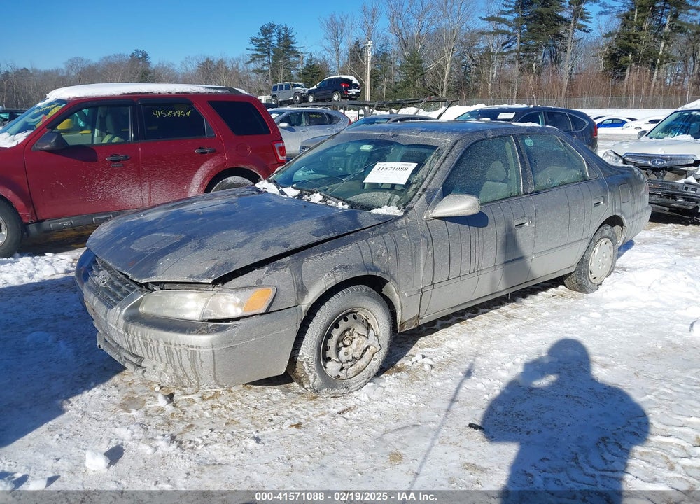 1999 TOYOTA CAMRY LE VIN: 4T1BG22K2XU445448