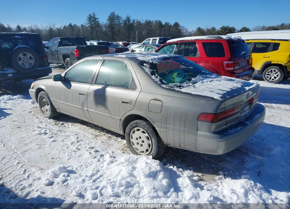 1999 TOYOTA CAMRY LE VIN: 4T1BG22K2XU445448