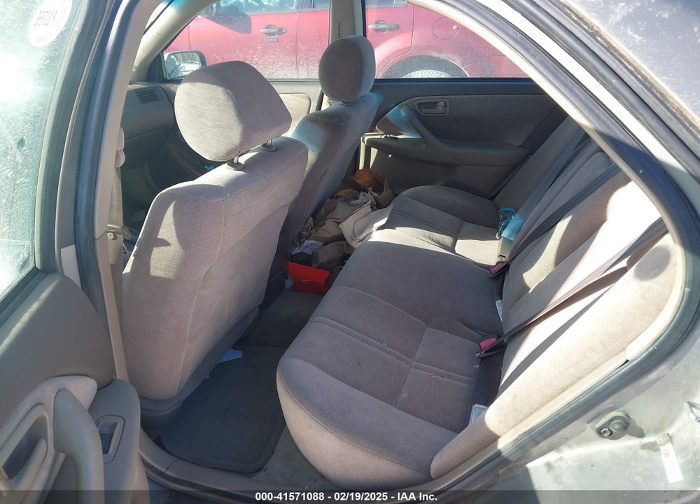 1999 TOYOTA CAMRY LE VIN: 4T1BG22K2XU445448