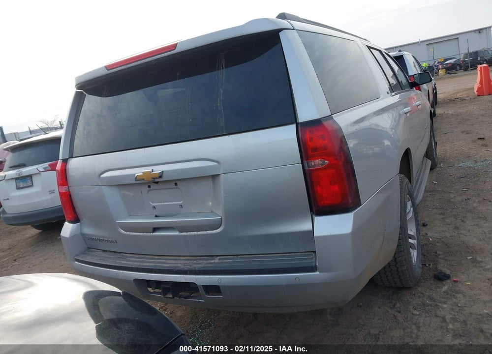 2017 CHEVROLET SUBURBAN LT VIN: 1GNSKHKC2HR240545