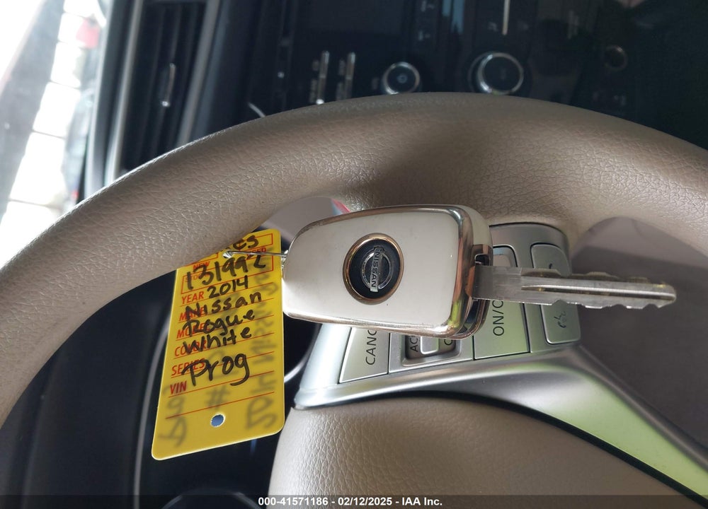 2014 NISSAN ROGUE VIN: 5N1AT2MT1EC817460
