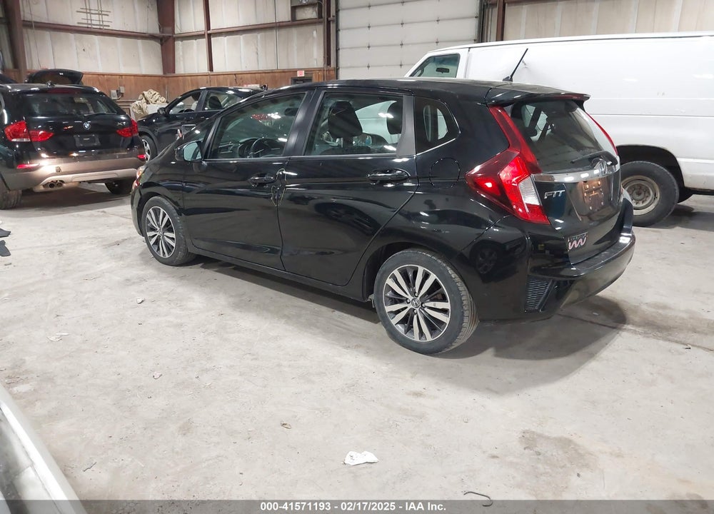 2015 HONDA FIT VIN: 3HGGK5H8XFM704004
