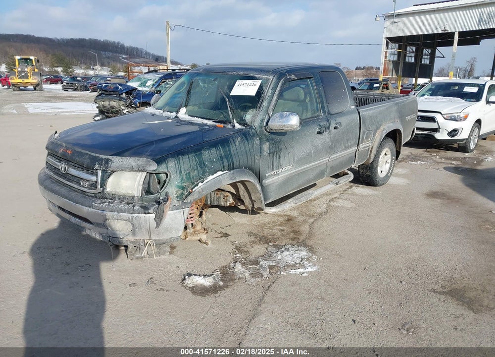 2002 TOYOTA TUNDRA SR5 V8 VIN: 5TBBT441X2S275233