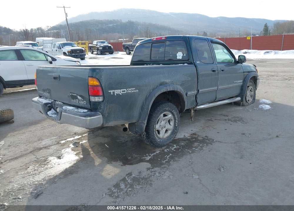 2002 TOYOTA TUNDRA SR5 V8 VIN: 5TBBT441X2S275233