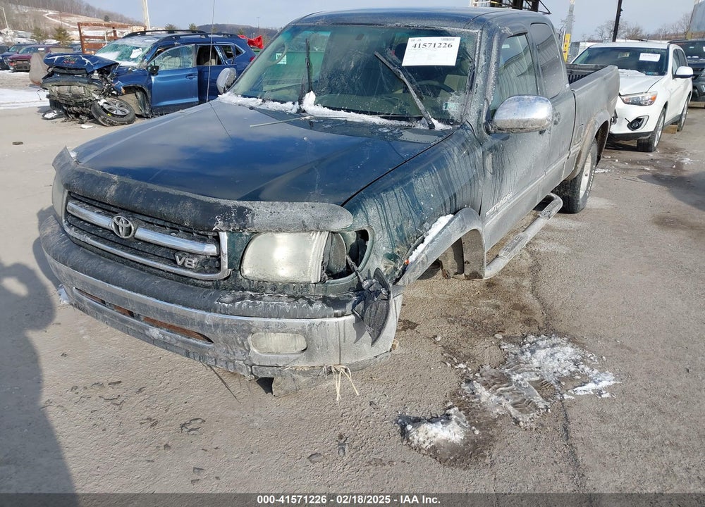 2002 TOYOTA TUNDRA SR5 V8 VIN: 5TBBT441X2S275233