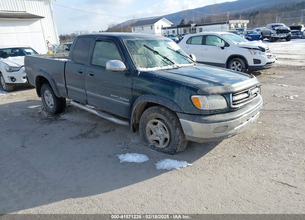 2002 TOYOTA TUNDRA SR5 V8 VIN: 5TBBT441X2S275233