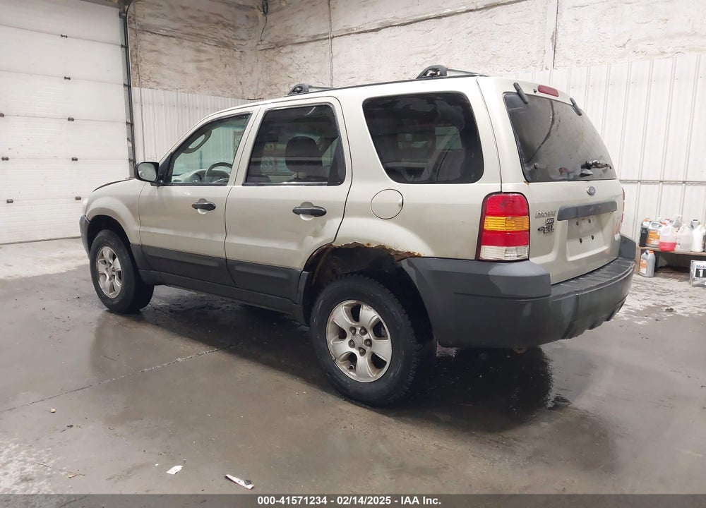 2005 FORD ESCAPE XLT VIN: 1FMYU93135KB03954