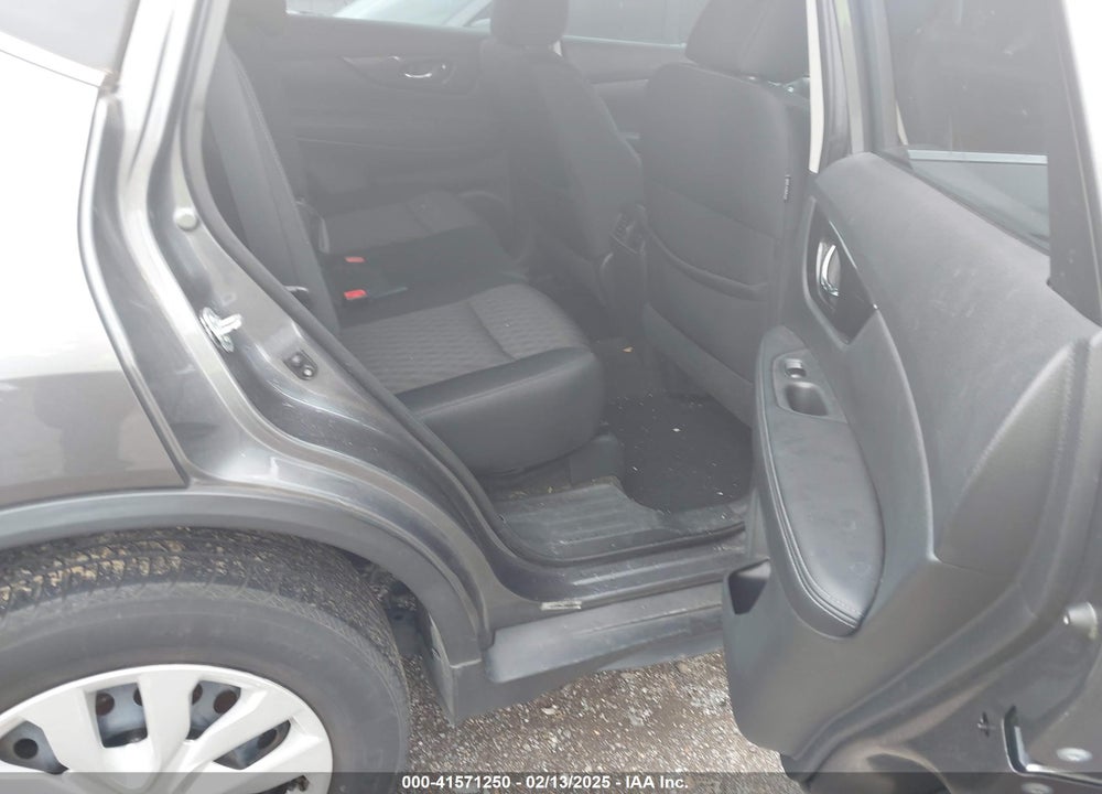 2017 NISSAN ROGUE S VIN: 5N1AT2MV5HC786817