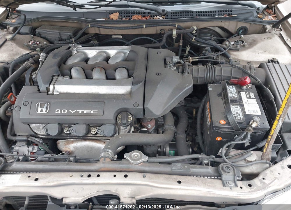 2001 HONDA ACCORD 3.0 EX VIN: 1HGCG16541A038619