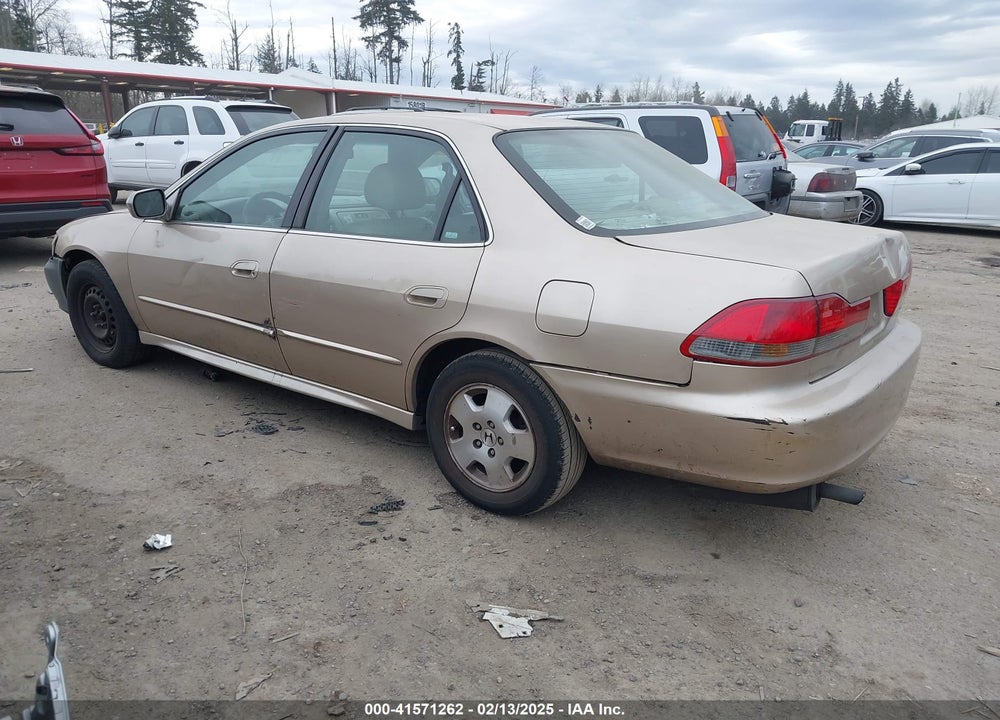 2001 HONDA ACCORD 3.0 EX VIN: 1HGCG16541A038619