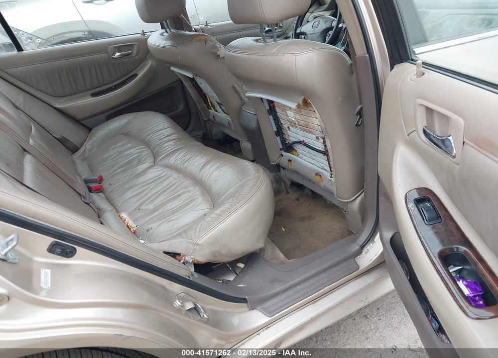 2001 HONDA ACCORD 3.0 EX VIN: 1HGCG16541A038619