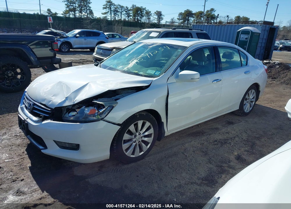 2015 HONDA ACCORD VIN: 1HGCR3F80FA036129