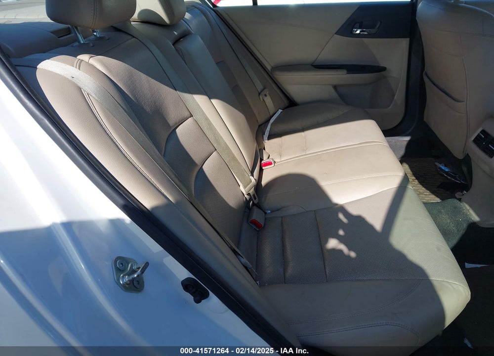 2015 HONDA ACCORD VIN: 1HGCR3F80FA036129