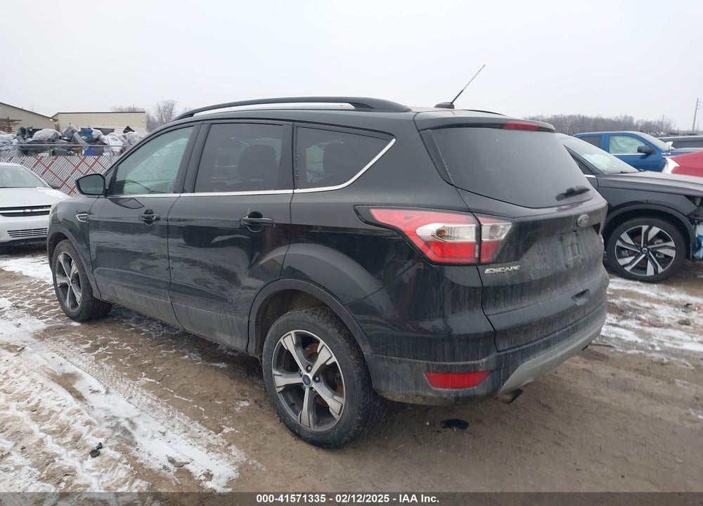 2017 FORD ESCAPE SE VIN: 1FMCU9GDXHUD74100