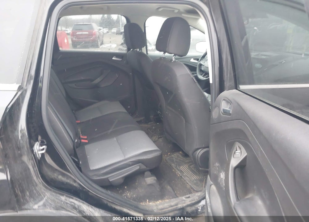 2017 FORD ESCAPE SE VIN: 1FMCU9GDXHUD74100