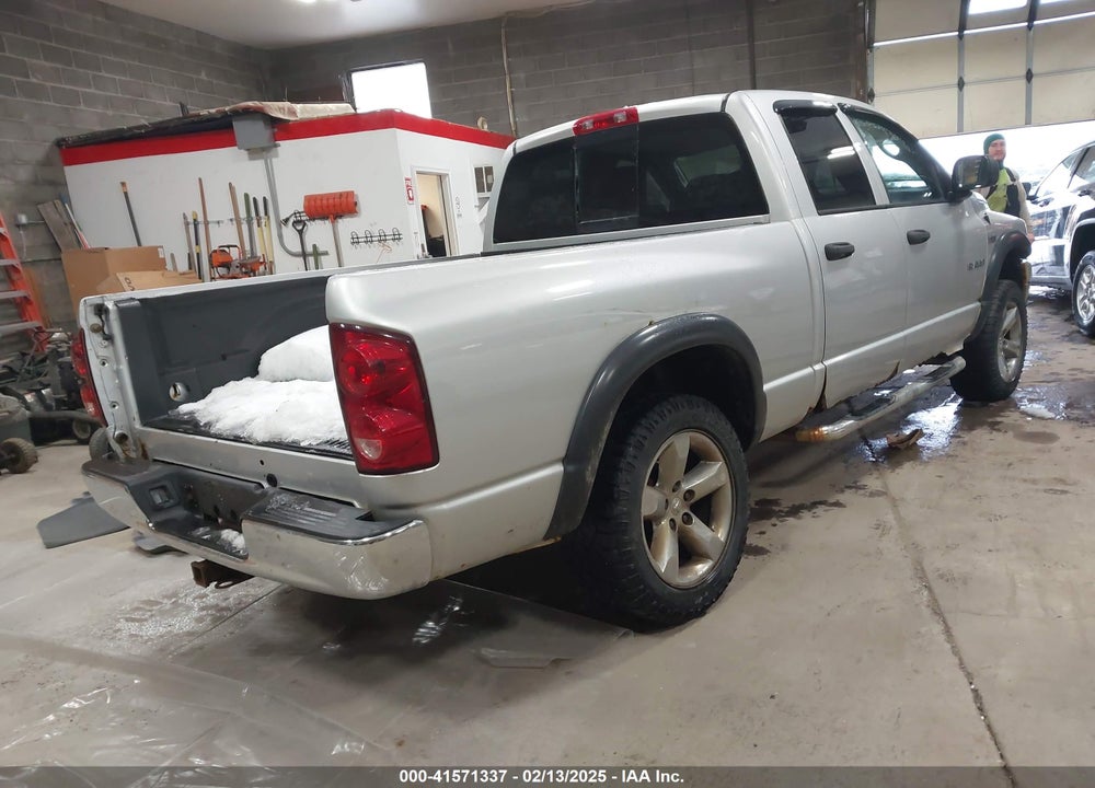 2008 DODGE RAM 1500 SLT VIN: 1D7HU18288S607630
